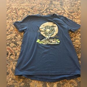 Boys under armour size medium